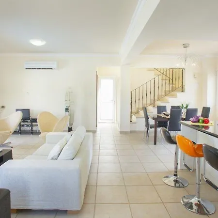 빌라 “you Have Found The Perfect Luxury Villa” Protaras 63 파라림니